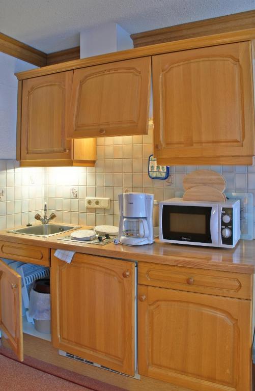 Gaestehaus Resi Jerzens Chambre photo